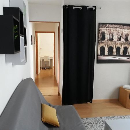 5 Minutes Des Arenes, Parking Gratuit, 6 Couchages Nîmes Buitenkant foto