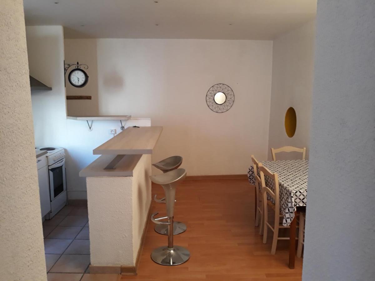 5 Minutes Des Arenes, Parking Gratuit, 6 Couchages Nîmes Buitenkant foto