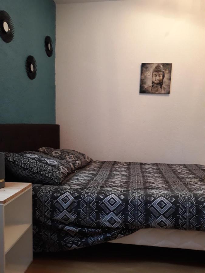 5 Minutes Des Arenes, Parking Gratuit, 6 Couchages Nîmes Buitenkant foto
